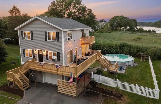 61 Patterson Avenue - 61 Patterson Avenue, Warren, RI 02885