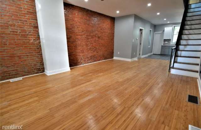 3243 n howard st Gallery 3