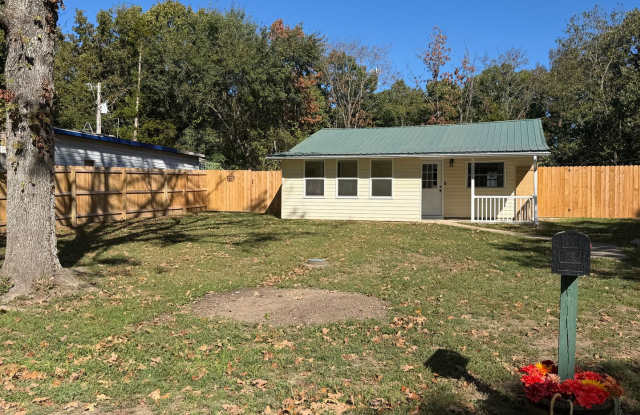 15775 Hallmark Lane Gallery 1