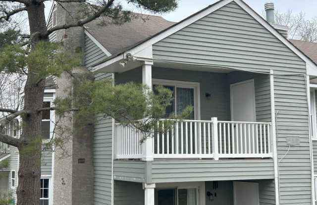 858 E Fishers Creek Road Gallery 3