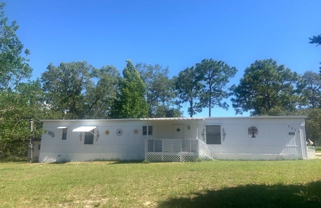 5270 W Meadow Street - 5270 West Meadow Street, Homosassa Springs, FL 34446