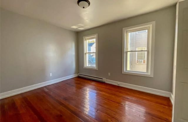 76 Oak Street - 76 Oak Street, Waterbury, CT 06704