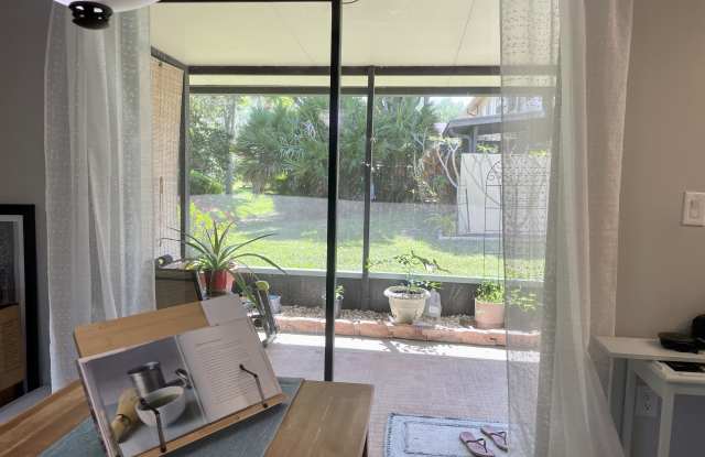 9209 Seminole Blvd photos photos