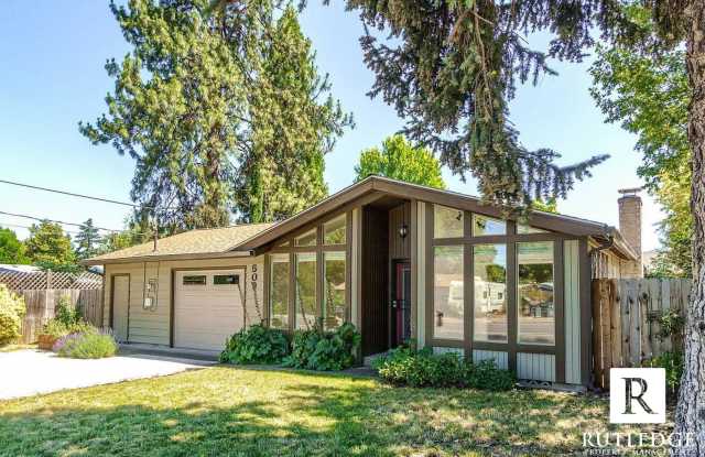 Sunlight & Sunrooms 2 Bedroom -  1 Full Bath - Fireplace photos photos