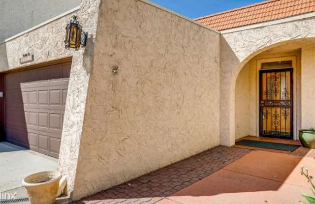 14440 Club Villa Drive #B Gallery 3