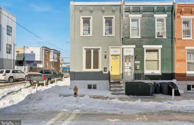 2527 INGERSOLL Street photos photos