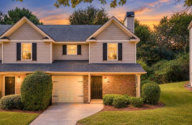 121 Cypress Ct Gallery 1
