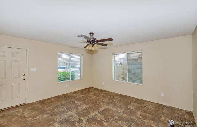 7120 E 36 PL Gallery 3