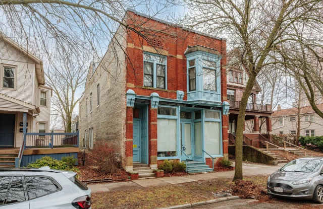 1730 N Franklin Pl photos photos