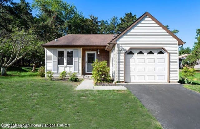 28 Milford Avenue - 28 Milford Avenue, Crestwood Village, NJ 08759