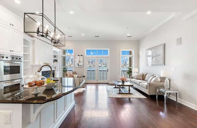23 REGENCY PL Gallery 2