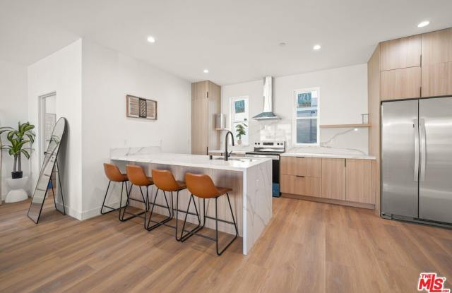 13692 Erwin St unit: A photos photos