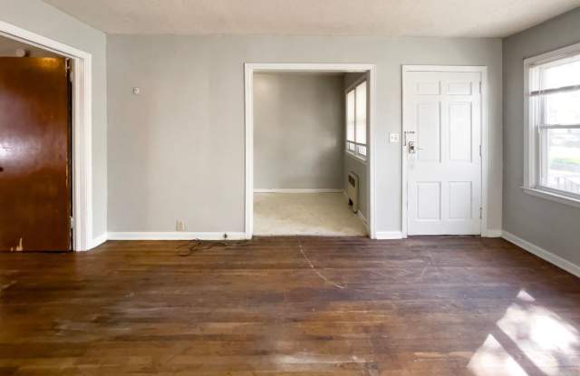 Cozy 1 bedroom, Close to Campus Gallery 3