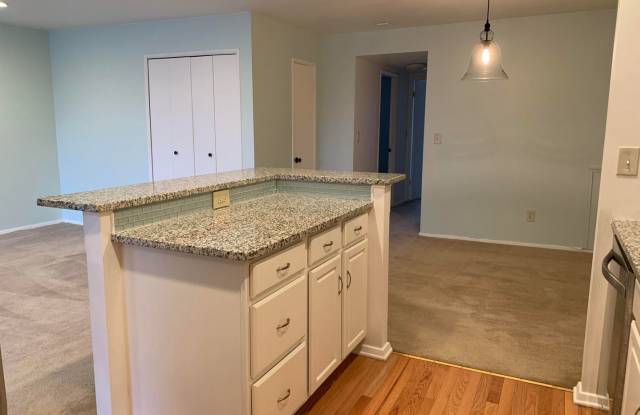7563 SPRING LAKE DRIVE,  UNIT D1 Gallery 4
