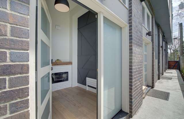 3Bd/1.5Ba Seattle Townhouse photos photos