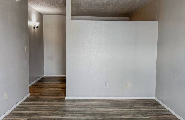 Eastpointe - 8477 East Broadway Blvd Tucson, AZ 85710 Gallery 4