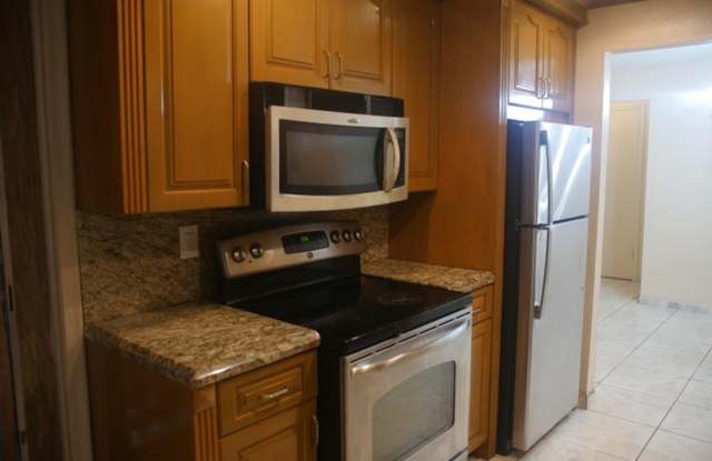 871 SW 63rd Terrace, North Lauderdale, FL 33068 photos photos