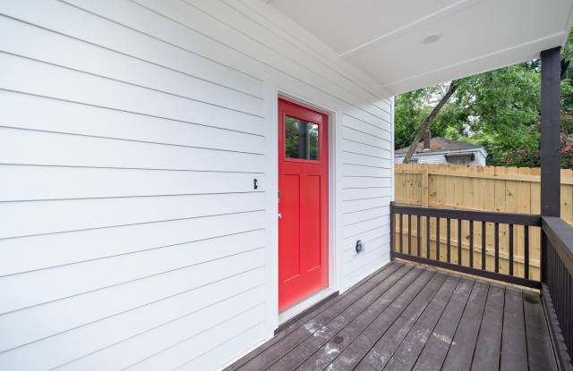 1634 1/2 Crest Road photos photos