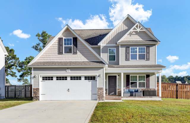 245 Breakwater Drive - Sneads Ferry - Community Pool Gallery 1