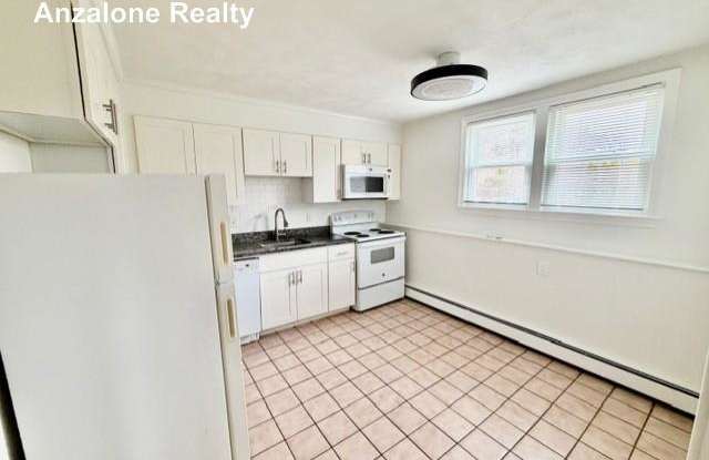 900 Lexington photos photos