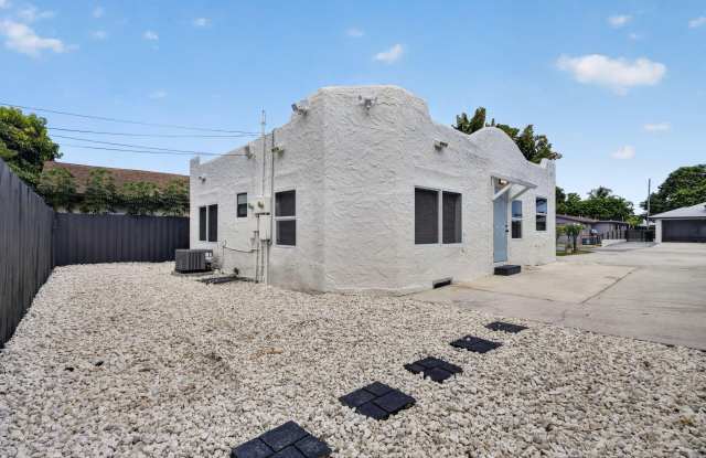 516 Independence Road Gallery 2