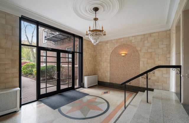 24 Springfield Avenue Gallery 3