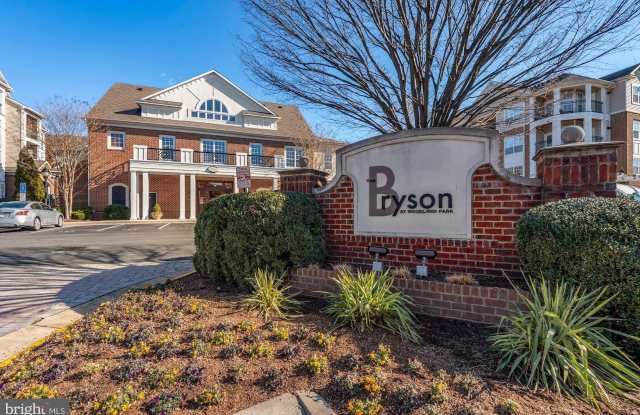 12954 CENTRE PARK CIRCLE - 12954 Centre Park Circle, McNair, VA 20171