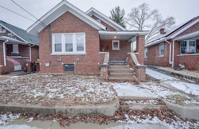 2403 ELM Street photos photos