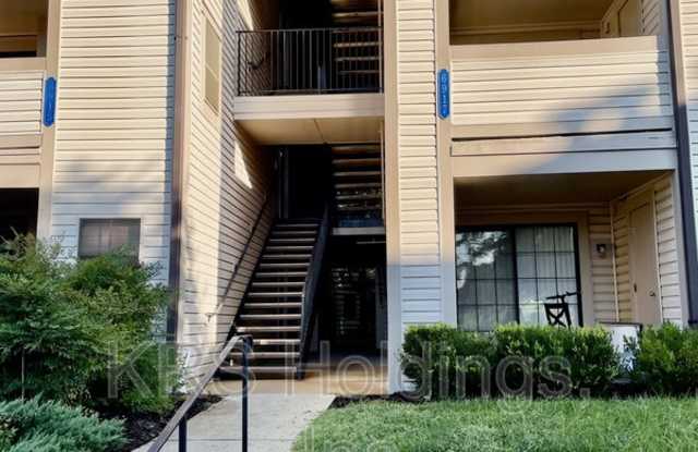 6917 Mary Caroline Cir Gallery 3