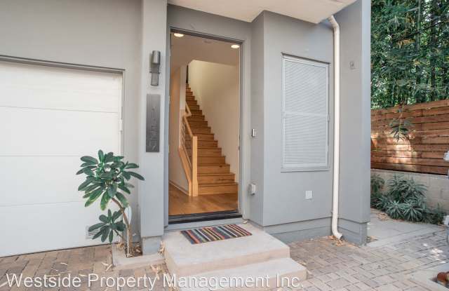 1429 Waterloo St, Gallery 3