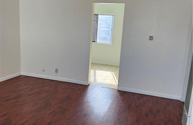 11243 S Mariposa Avenue photos photos