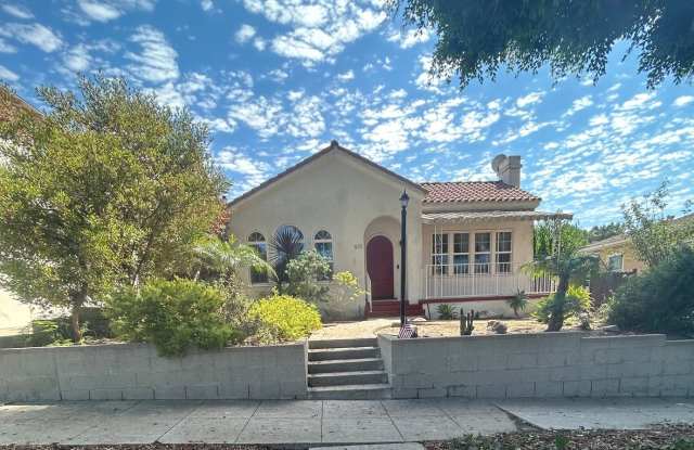 Beautiful Spacious 2Bd/2Bth with Bonus Family Room photos photos