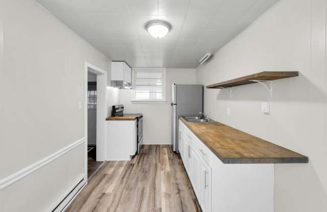Comfort & Convenience Await at 3200 Flint Hill Rd in Hellertown Gallery 1