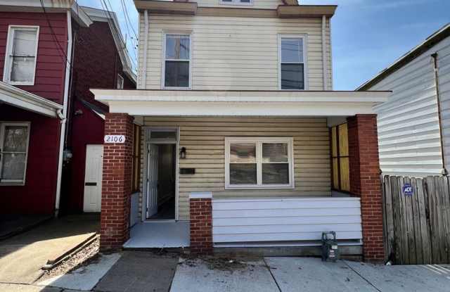 Updated 3BR house with multi-car off street parking! - 2106 Arlington Avenue, Pittsburgh, PA 15210