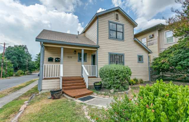 Charming 2-Bedroom Duplex in Alta Vista photos photos