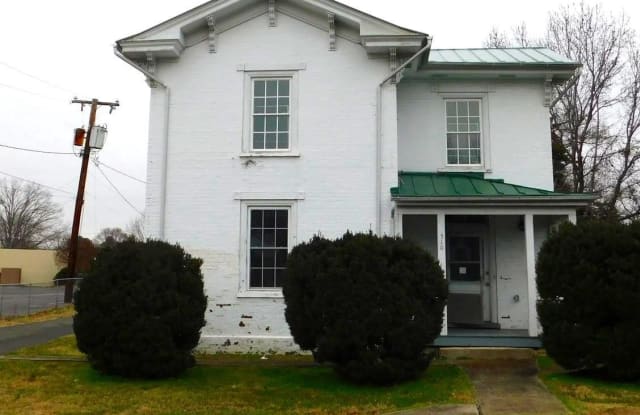 510 N MAIN - 510 North Main Street, Gordonsville, VA 22942
