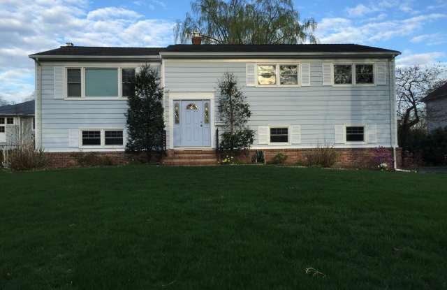 1169 Lincoln Court photos photos