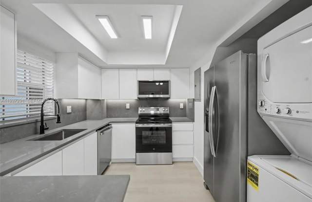 12224 SW 52nd Place photos photos