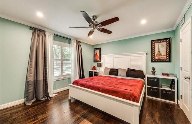 5849 Sandhurst Lane Gallery 4