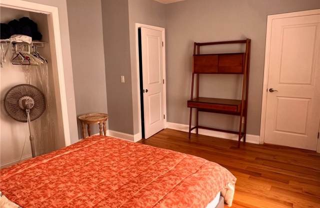 16 Lamartine Terrace - 16 Lamartine Terrace, Yonkers, NY 10701