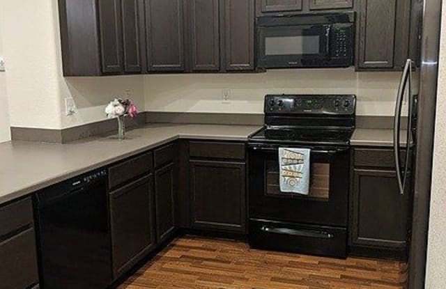 9761 Dahlia Place - 9761 Dahlia Ln, Thornton, CO 80229