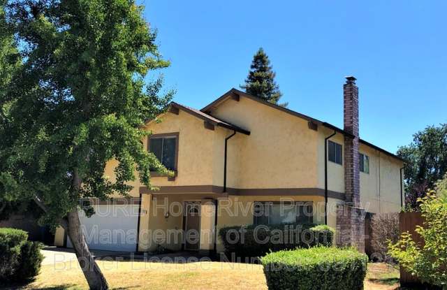 1510 Woodridge Oak Way Gallery 2