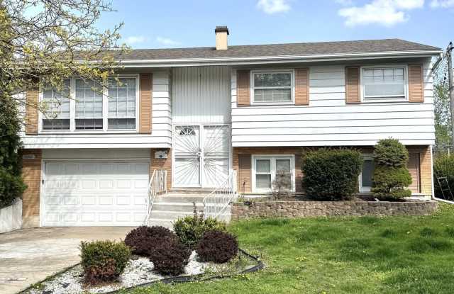 16001 Avalon Avenue photos photos