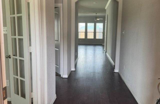 15904 Aquilla Way Gallery 4