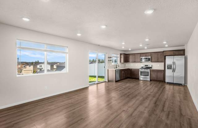 2022-Like New-Construction 4BR/2.5BA, 1,700 sqft. NW Spokane photos photos