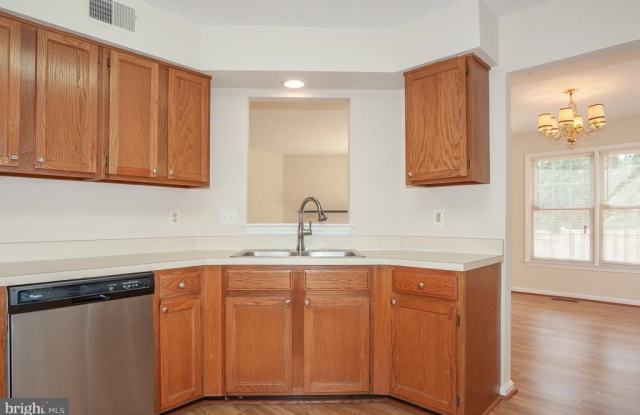 8072 SKY BLUE DR Gallery 3