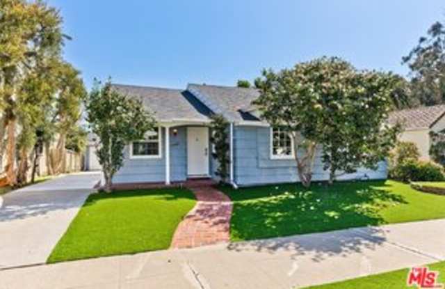 11438 Berwick Street photos photos