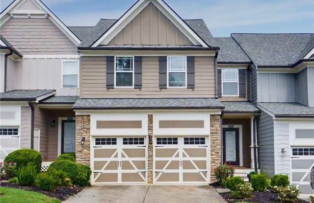 219 Stone Park Drive Gallery 1