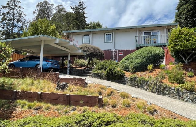 635 Drake Avenue - 635 Drake Avenue, Marin City, CA 94965