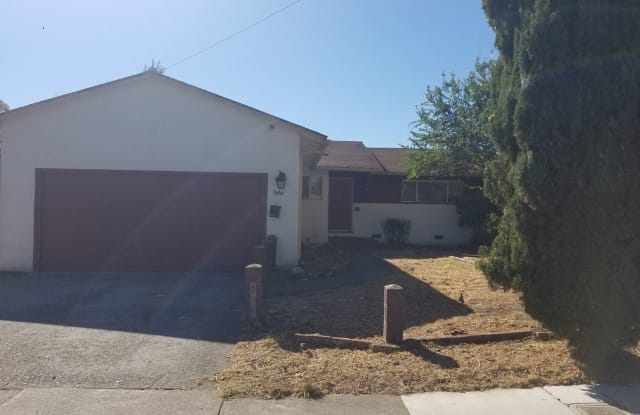7893 Adrian Dr. - 7893 Adrian Drive, Rohnert Park, CA 94928